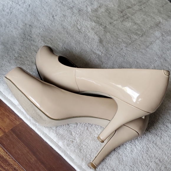 Madden Girl Getta Heels - Picture 4 of 7